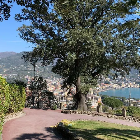 Apartment La Casa Nel Castello By Holiday World Rapallo