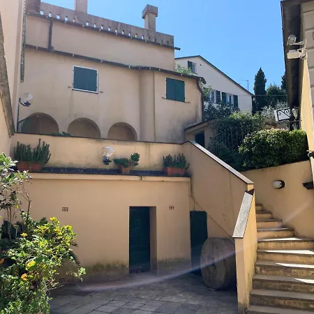 La Casa Nel Castello By Holiday World Apartment *